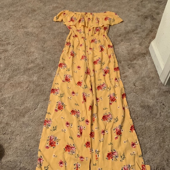 Sleeveless jumpsuit - Picture 1 of 5